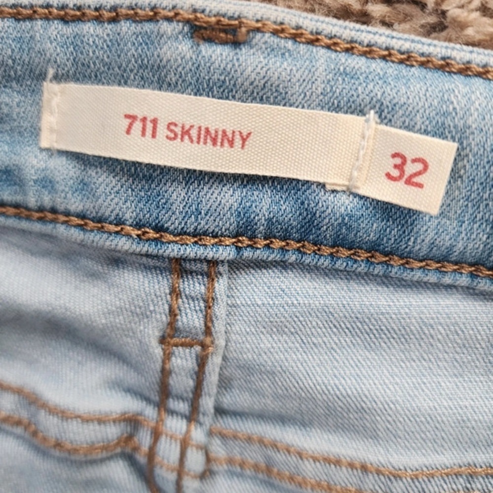 Levi’s 711™ Skinny Jeans for Women - Size 32, Light Blue - Picture 5 of 8